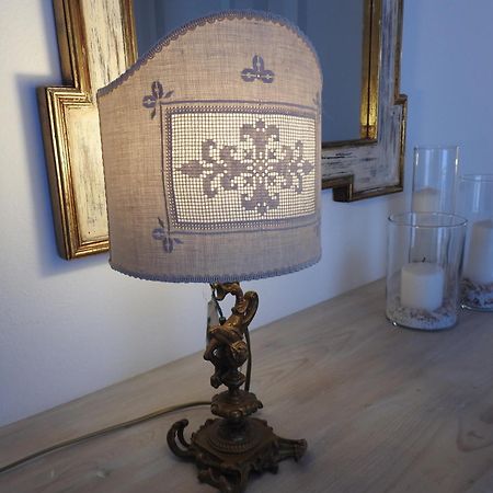 Bed and Breakfast La Casa Di Clara Esine Екстер'єр фото