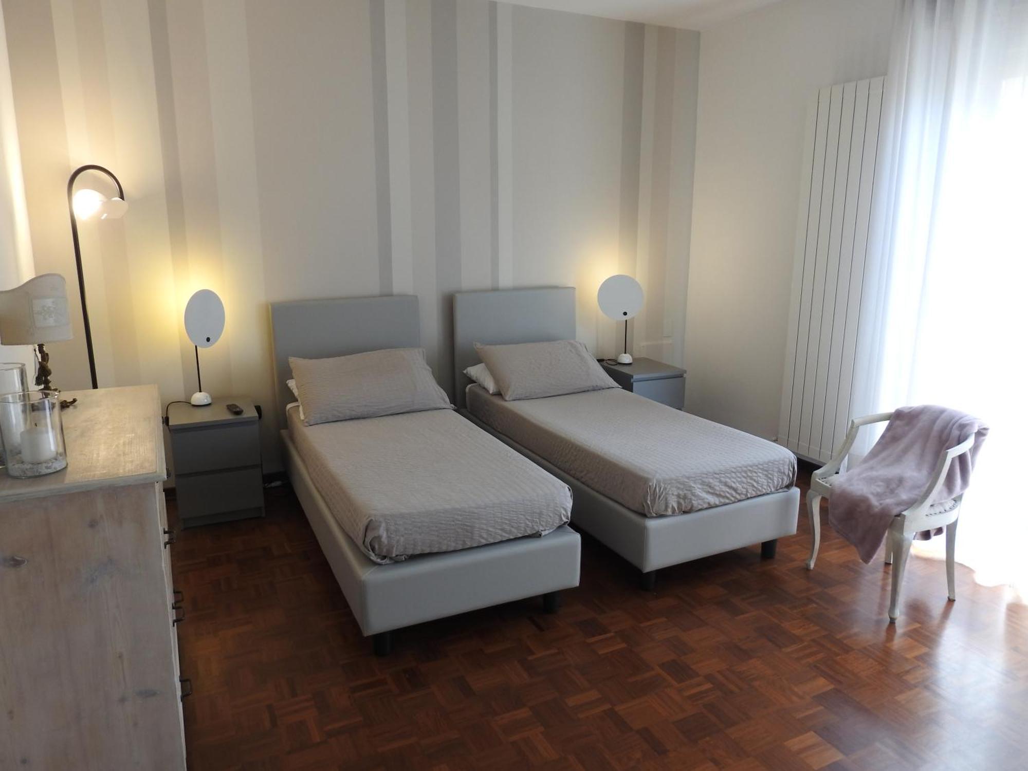 Bed and Breakfast La Casa Di Clara Esine Екстер'єр фото