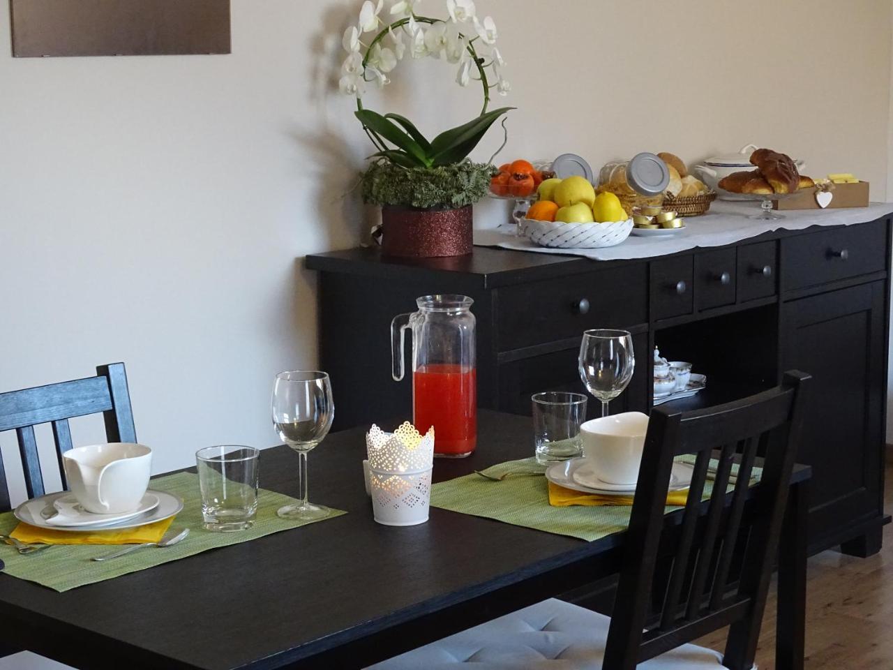 Bed and Breakfast La Casa Di Clara Esine Екстер'єр фото