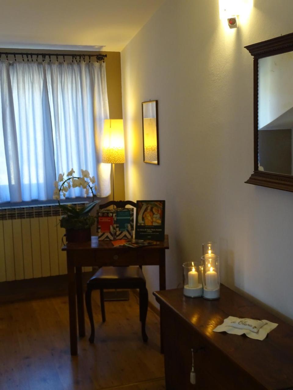 Bed and Breakfast La Casa Di Clara Esine Екстер'єр фото